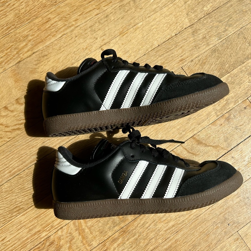 Adidas Sambas